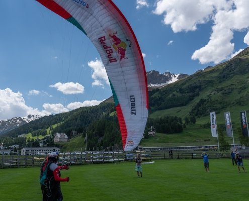Red Bull X-Alps 2019 Turnpoint Davos: Pilotenankunft erster Tag