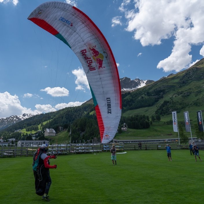 Red Bull X-Alps 2019 Turnpoint Davos: Pilotenankunft erster Tag